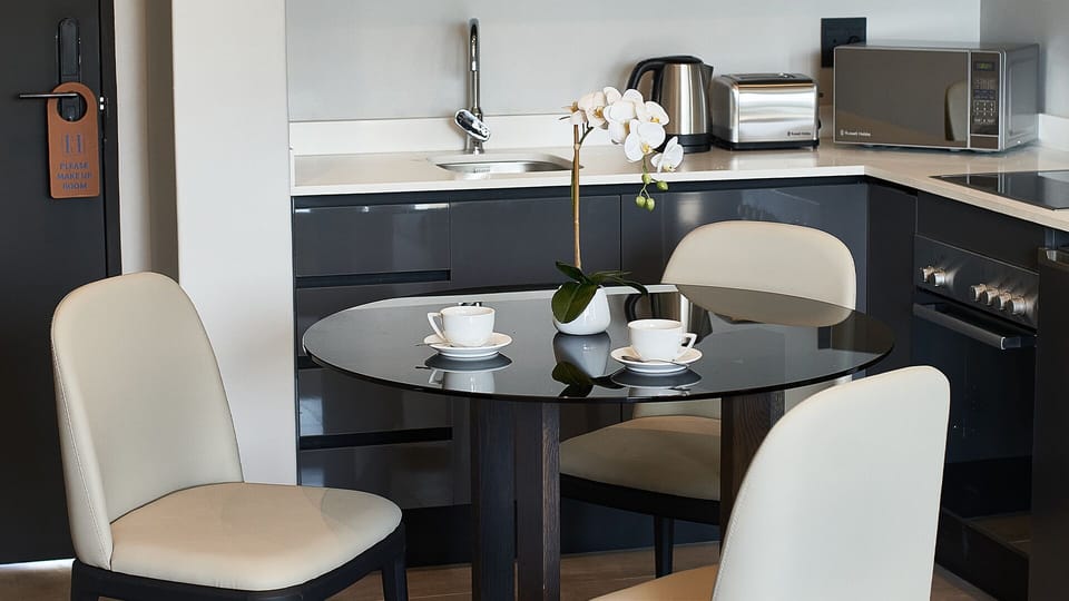 One Bedroom Apartment | Private kitchen | Electric kettle