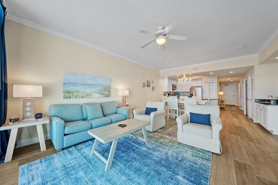 4 San Carlos 308 Living Room