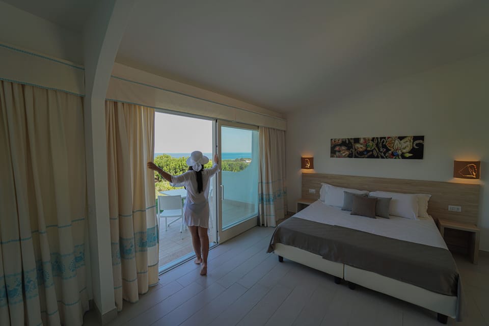 Superior Triple Room | Desk, laptop workspace, soundproofing, free WiFi