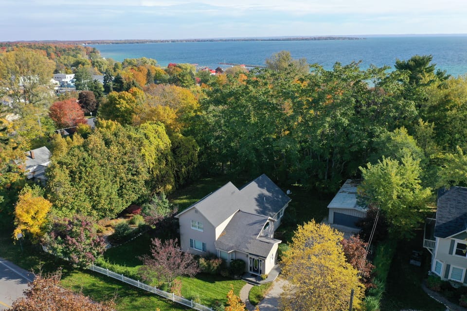 Just a 2 minute walk from the beach and downtown Northport!