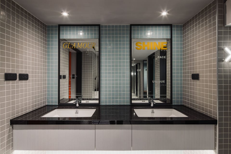 Economy Shared Dormitory (female only) - No Parking | Bathroom | Shower, hair dryer, towels, shampoo