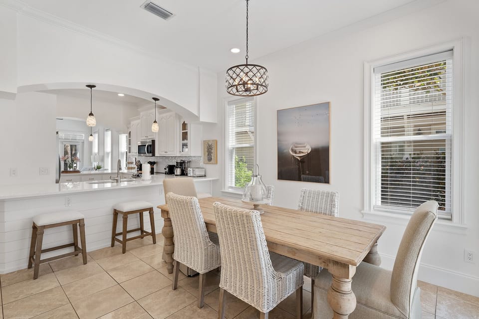 New Dining Table w/Seating for 6
Additional Seating at Breakfast Bars