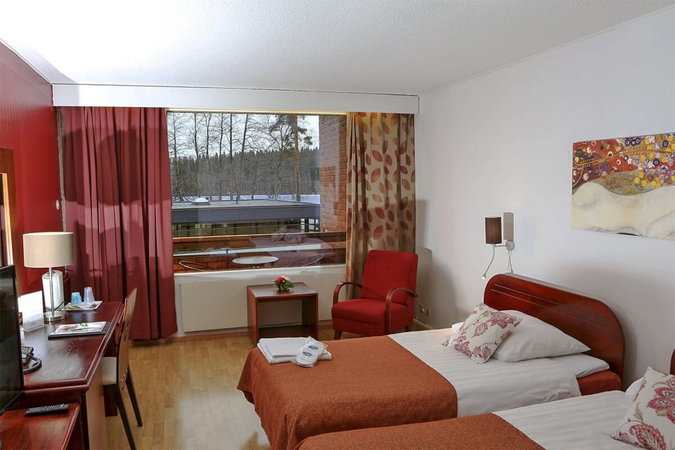 Desk, cribs/infant beds, rollaway beds, free WiFi