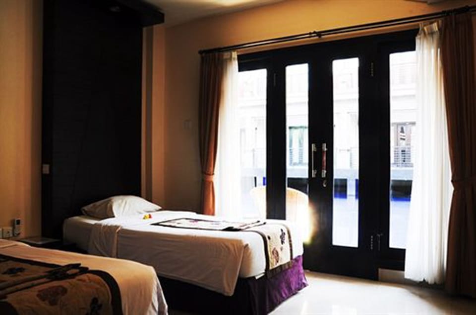 Superior Room | In-room safe, WiFi (free)