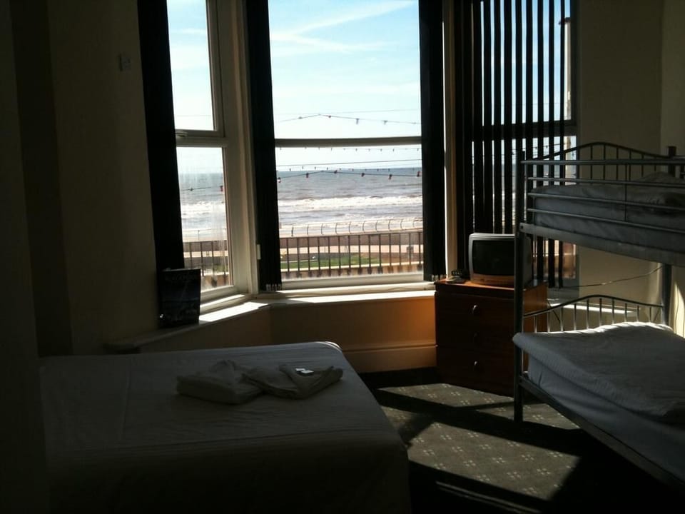 Quadruple Room, Ensuite, Sea View