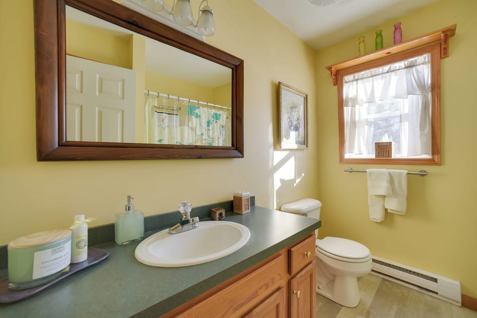 Full Bathroom