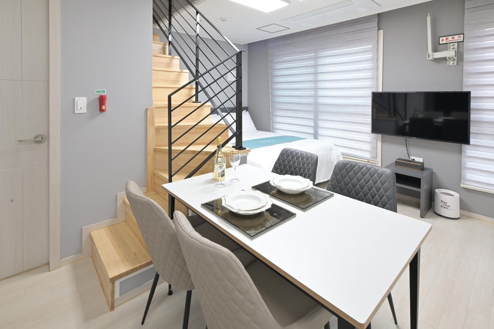 Standard Duplex (A) | Free WiFi, bed sheets
