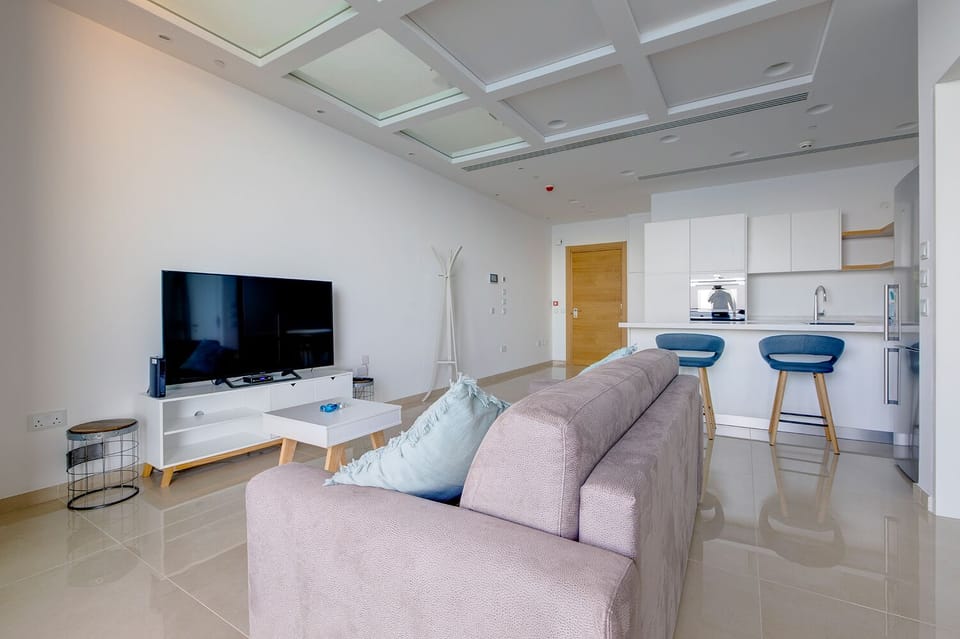 42-inch TV with cable channels