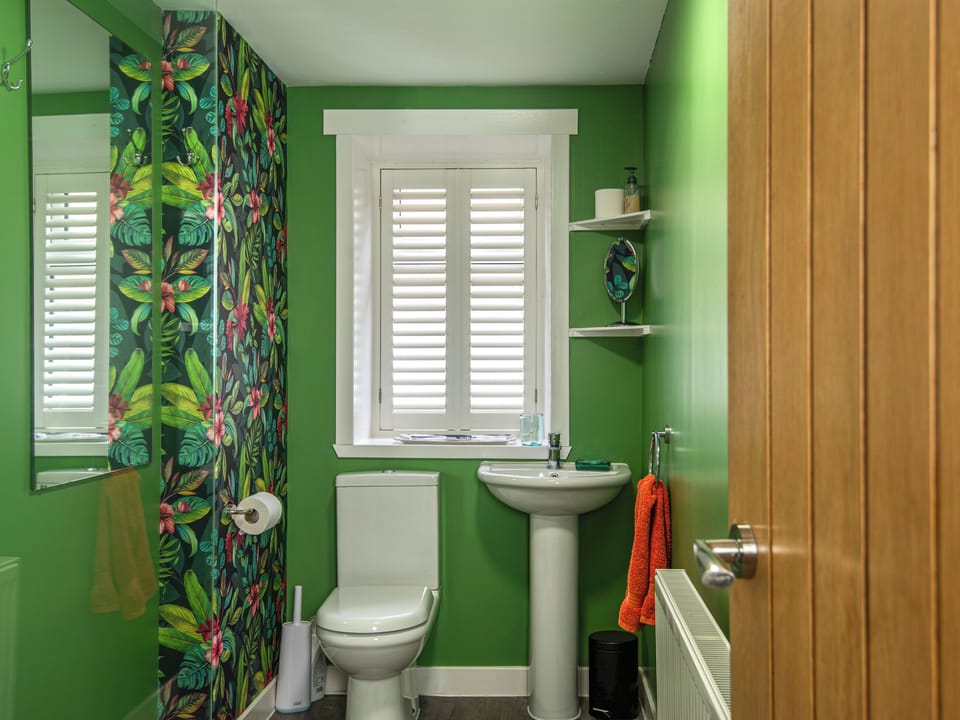 Shower room | Three Creeks Cottage, Portknockie