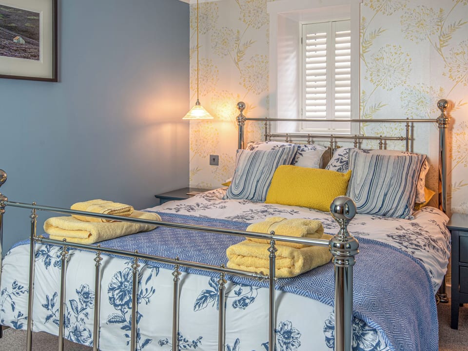 Double bedroom | Three Creeks Cottage, Portknockie