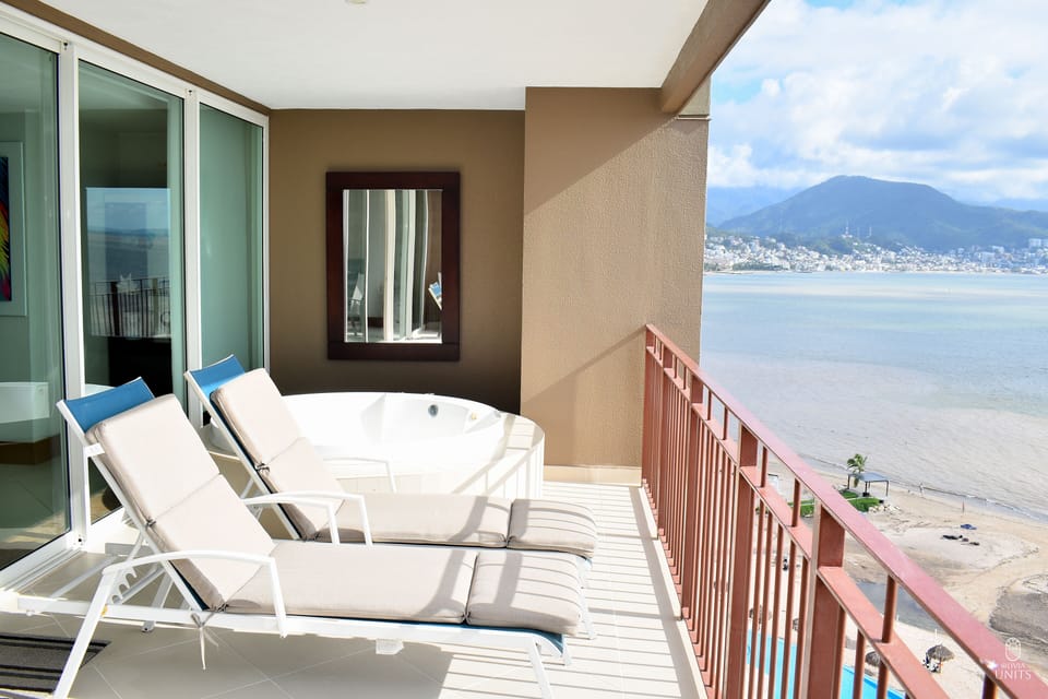 Front Balcony with jacuzzi & outdoor furniture