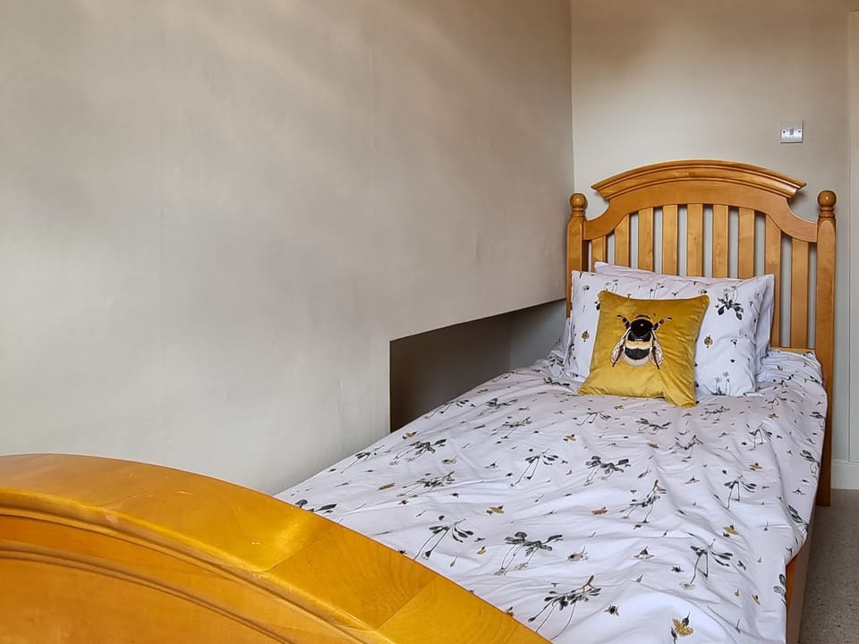 Summerhouse | Plum Cottage, Castle Cary