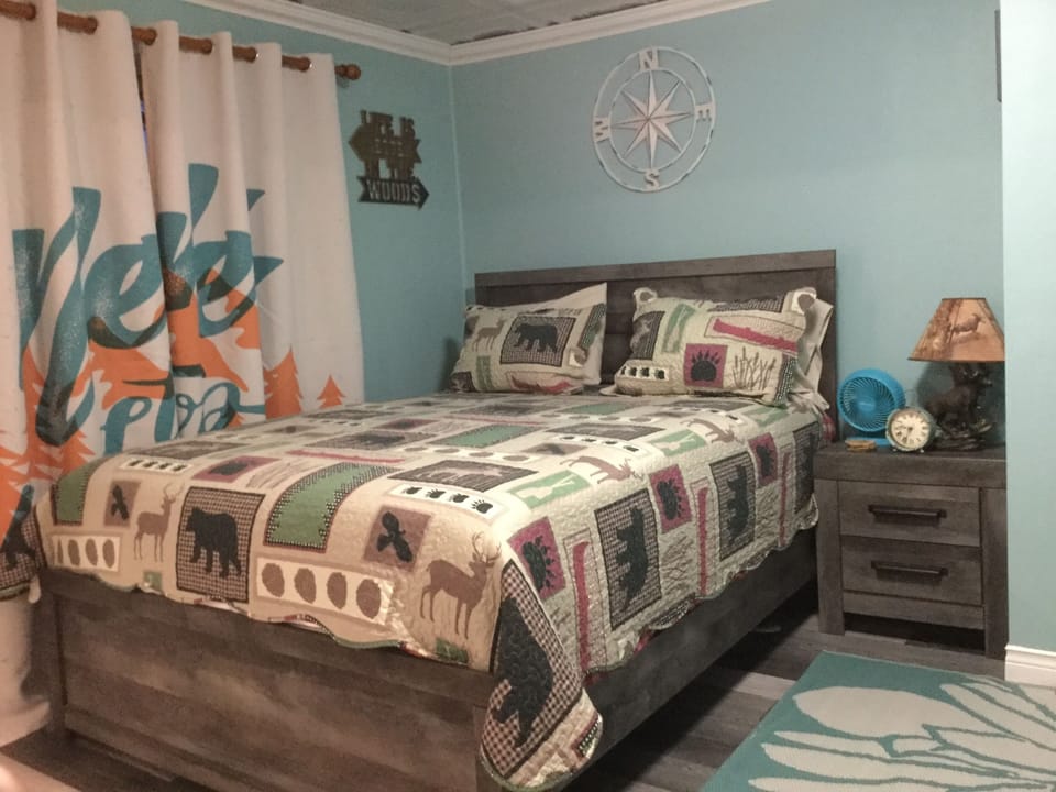 Quee bed 