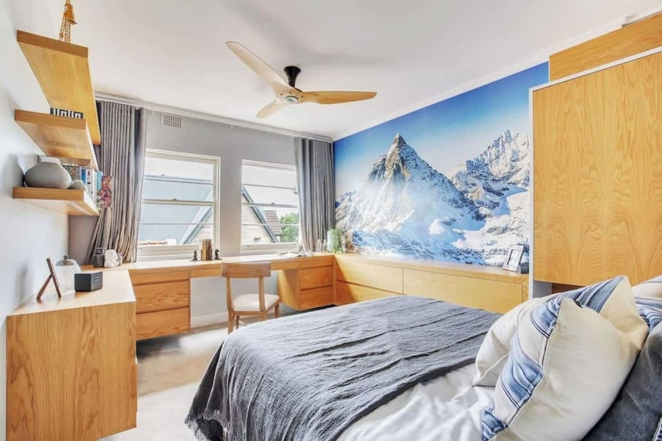 Heatherbrae I - Luxurious 3 Bed Apartment, World Class Harbour Bridge Views.