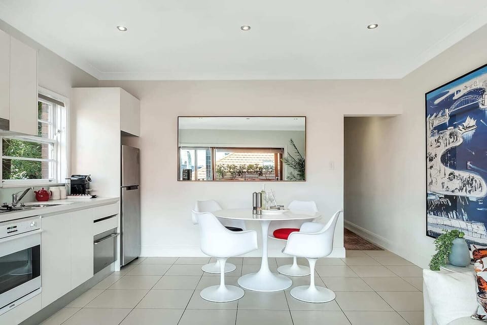 Heatherbrae II - I - Chic 2 Bed Apartment, Stunning Harbour Bridge Views. Artwork done by Mark Hangham, Sydney, gallery and curated by Margaux De Manning. Photography by Lovespace Photography, Sydney, Australia.