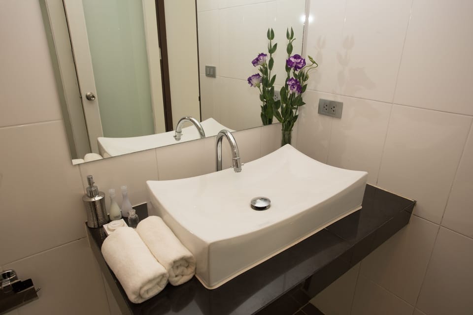 Collection O Sea Terrace Hotel in Pattaya City