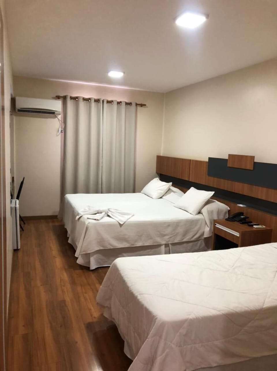 Premium bedding, down comforters, pillowtop beds, minibar