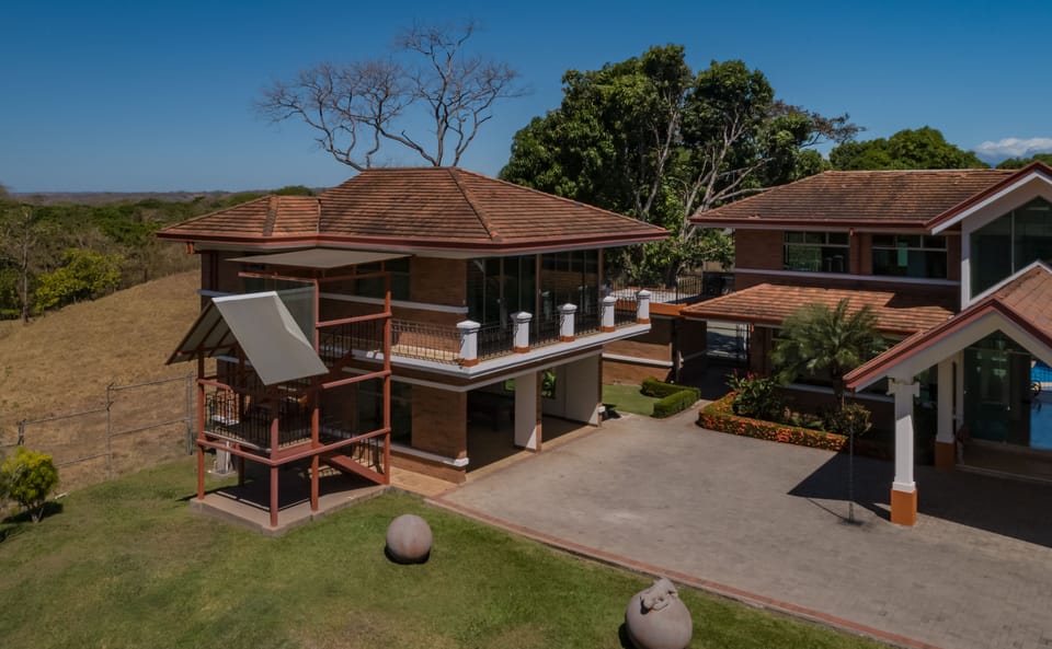 Quinta La Karpa House in Alajuela Province