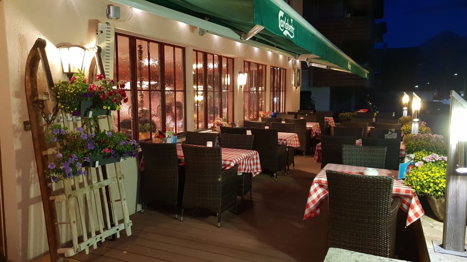 Sundeck