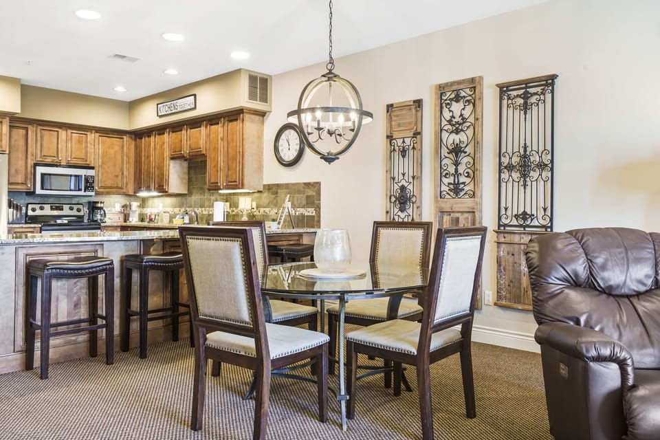 Large Dining Room Table With Plenty Of Seating 