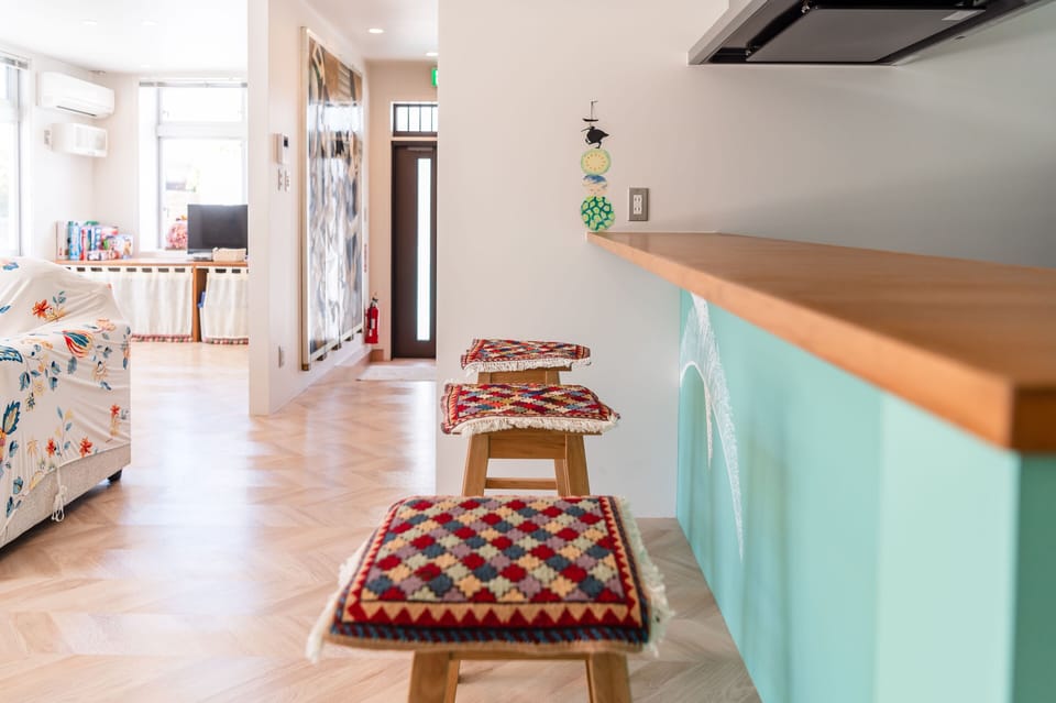 Private Vacation Home, Non Smoking | Private kitchen | Coffee/tea maker, fridge, microwave, stovetop