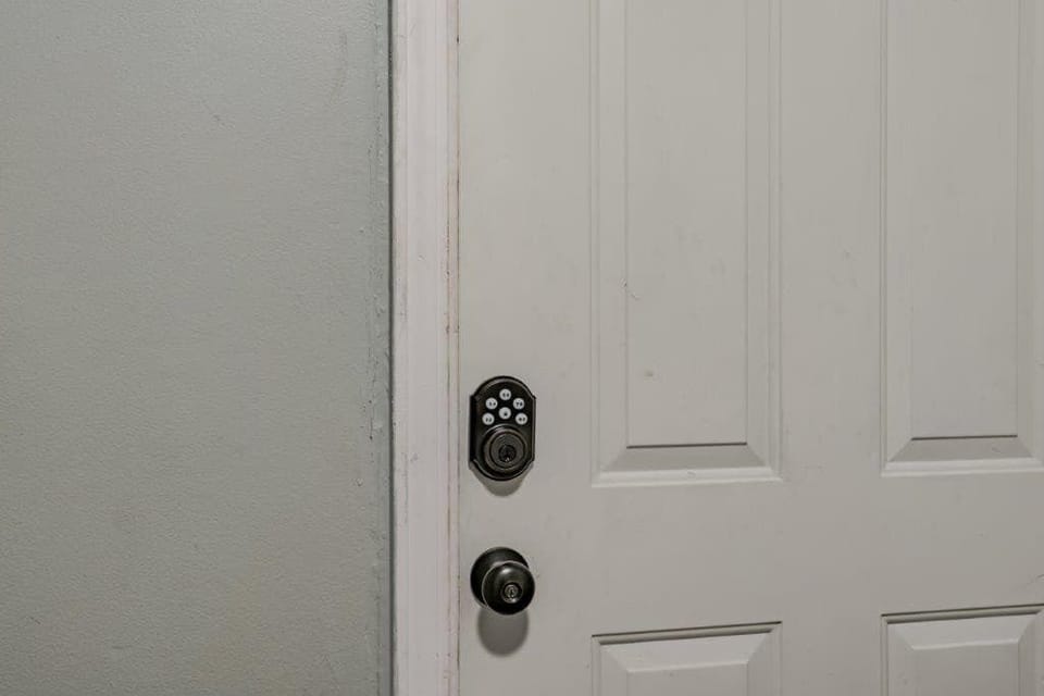 Door lock