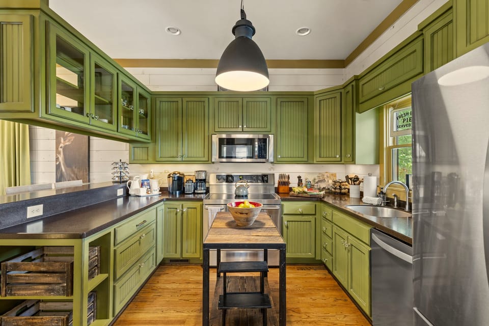 Main Level fully equipped kitchen