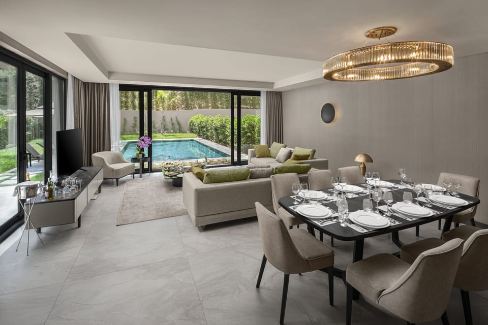 NG King Villa | Premium bedding, free minibar items, in-room safe, soundproofing