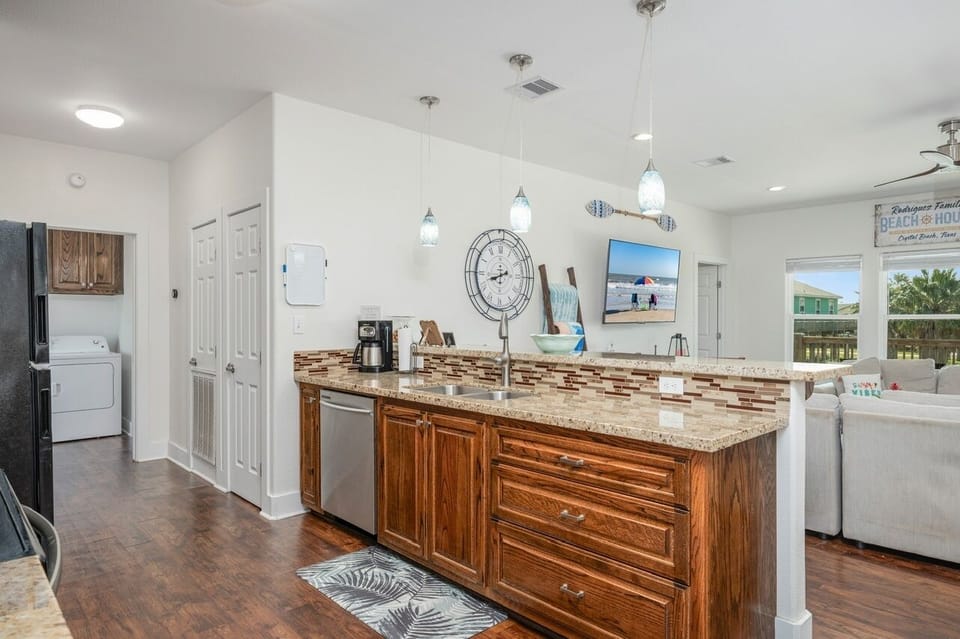 House, 3 Bedrooms | Interior