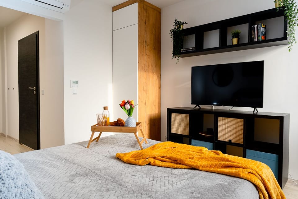 Design Studio | Television
