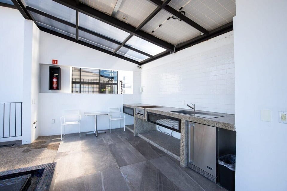 Rooftop Shared Grill Area