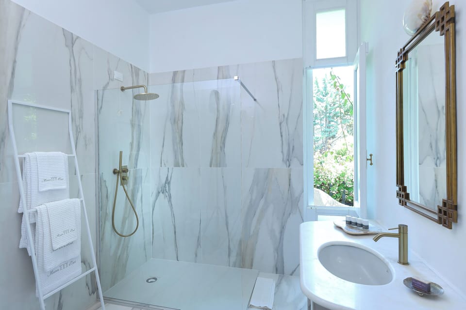 Shower, rainfall showerhead, hair dryer, slippers