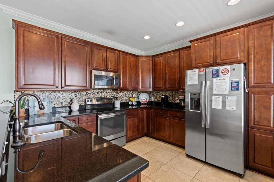 All modern appliance to make meal preparation a breeze.