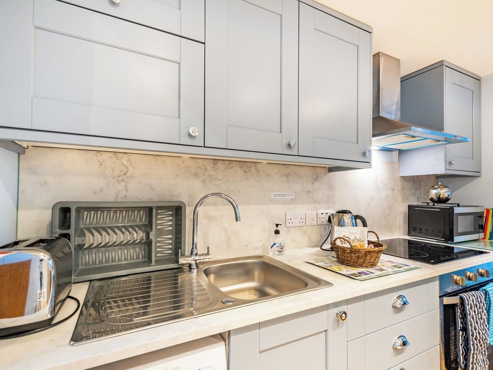 Kitchen | Island Views, Ulva Ferry
