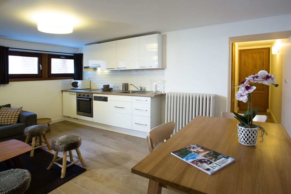 Apartment, 2 Bedrooms (6 personnes maximum) | Desk, free WiFi, bed sheets