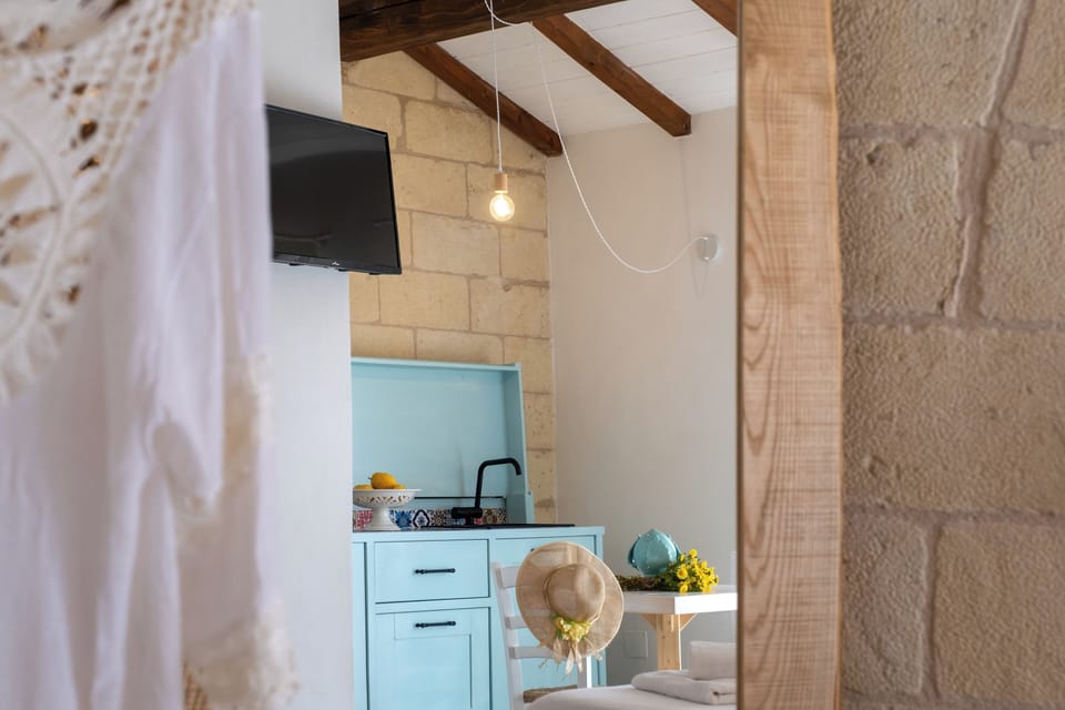 Comfort Studio, 1 Double Bed, Kitchenette, Garden Area | Premium bedding, soundproofing, free WiFi, bed sheets