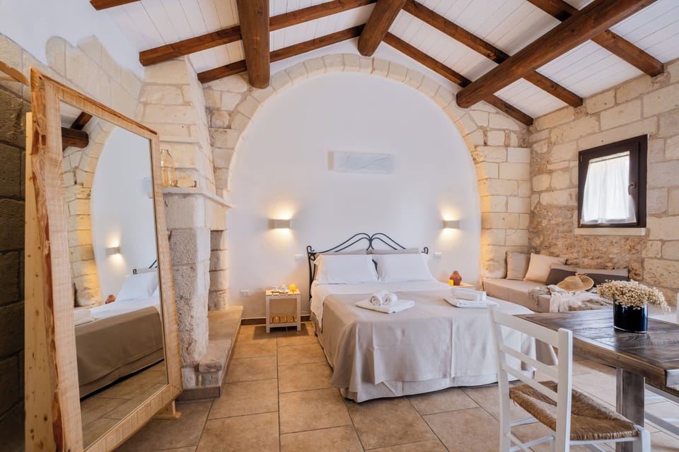 Superior Room, 1 Double Bed, Private Bathroom | Premium bedding, soundproofing, free WiFi, bed sheets