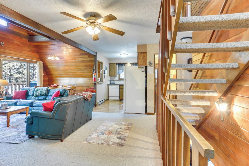Living Room | 2nd Floor