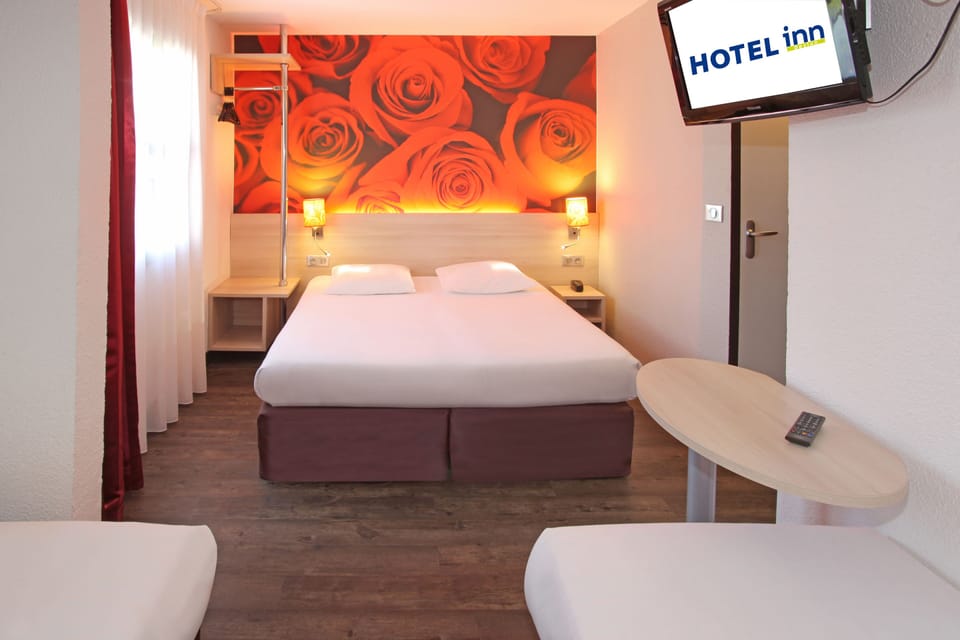 Standard Room | Desk, free WiFi, bed sheets