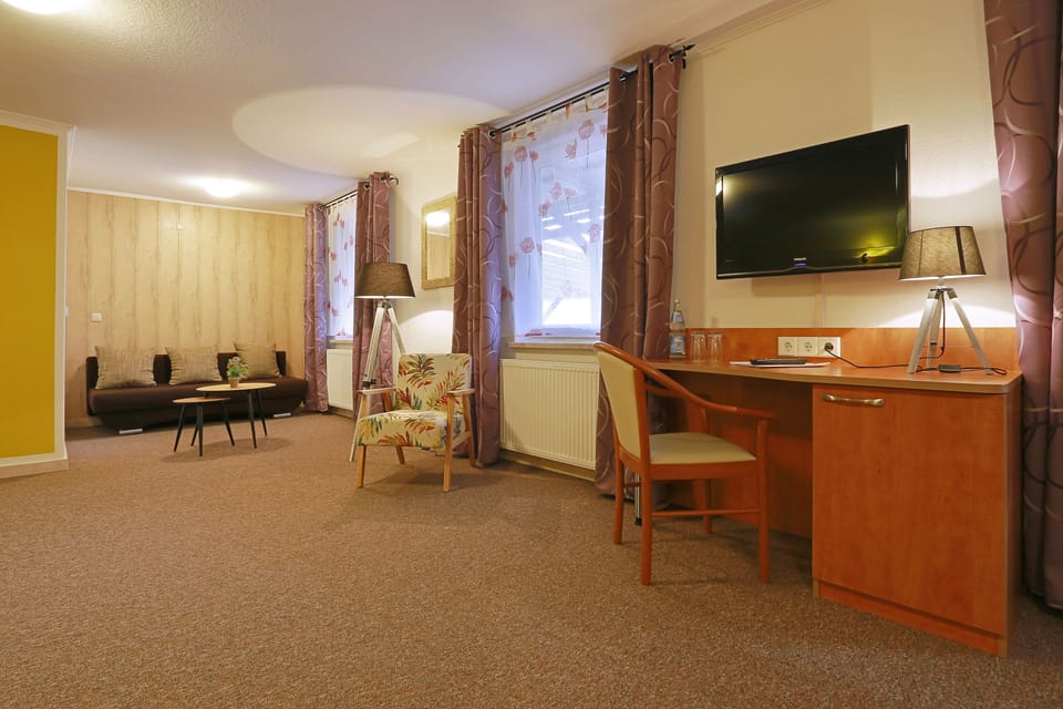 In-room safe, desk, blackout drapes, free WiFi