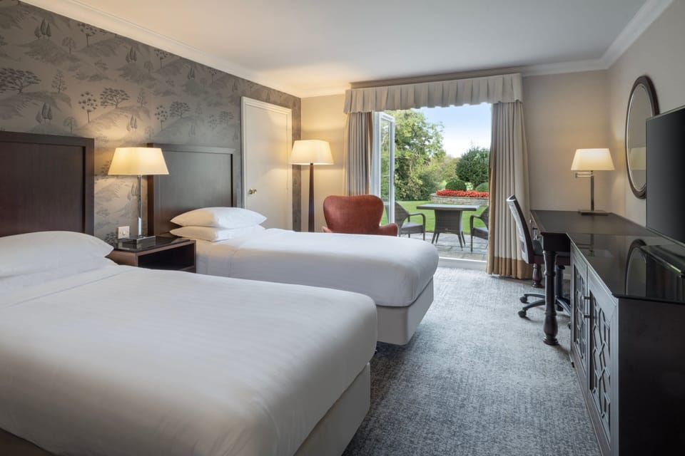 Deluxe Room, 2 Twin Beds | View from room