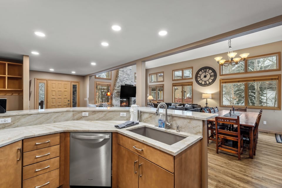 Large deep sink