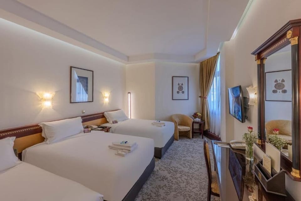Standard Triple Room | 1 bedroom, in-room safe, desk, iron/ironing board