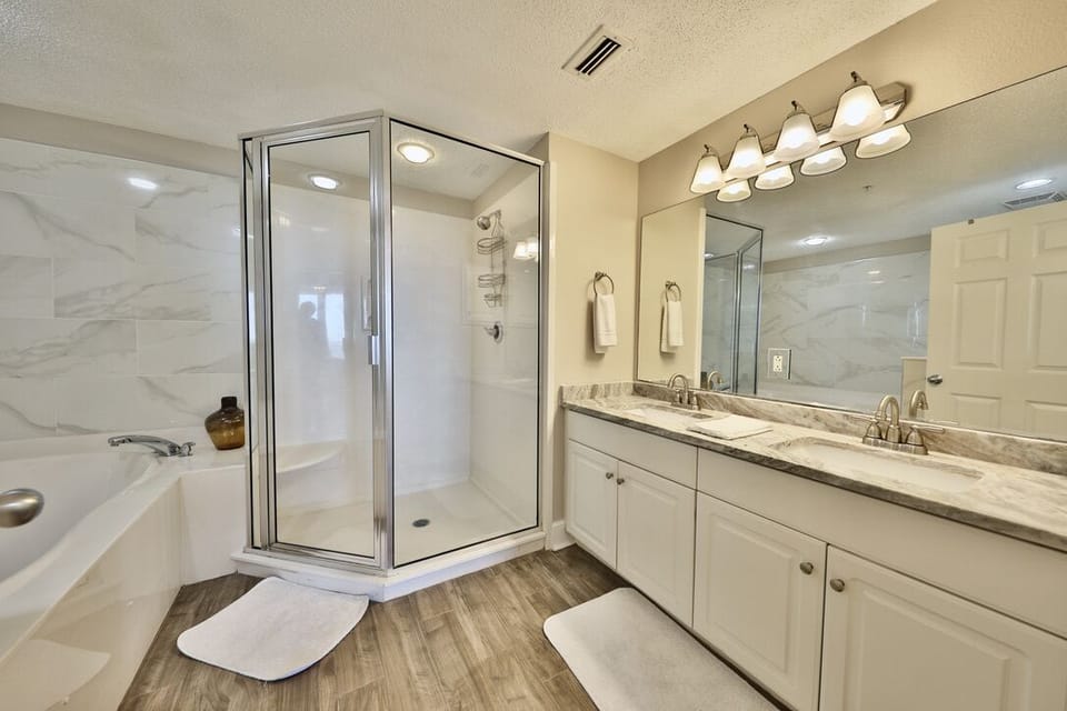 Master bathroom.