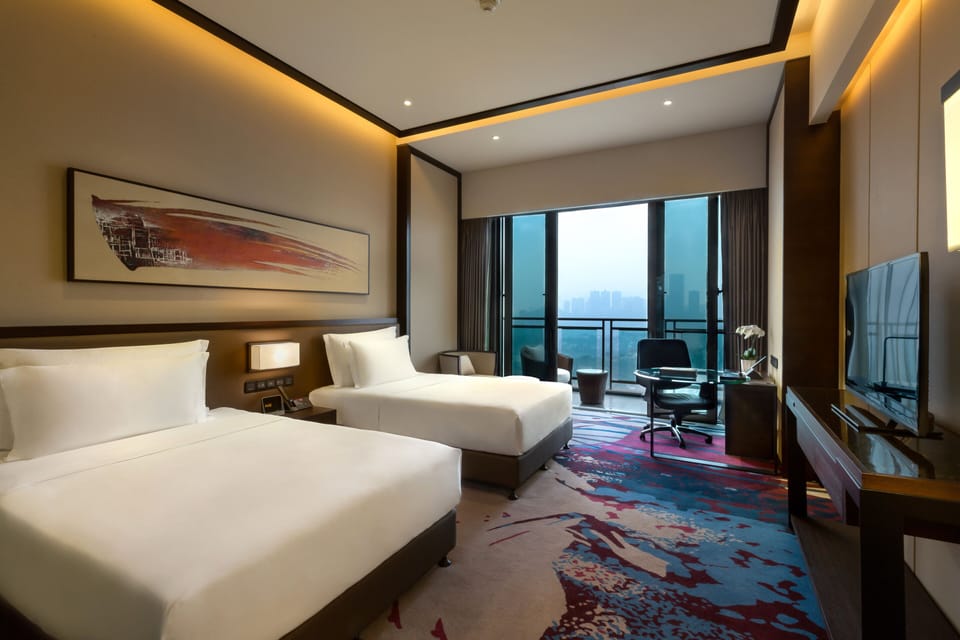 2 Double Premium Golf View Balcony | Minibar, in-room safe, desk, laptop workspace