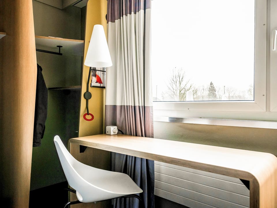 Standard Room, 1 Double or 2 Twin Beds | Premium bedding, desk, laptop workspace, iron/ironing board (on request)