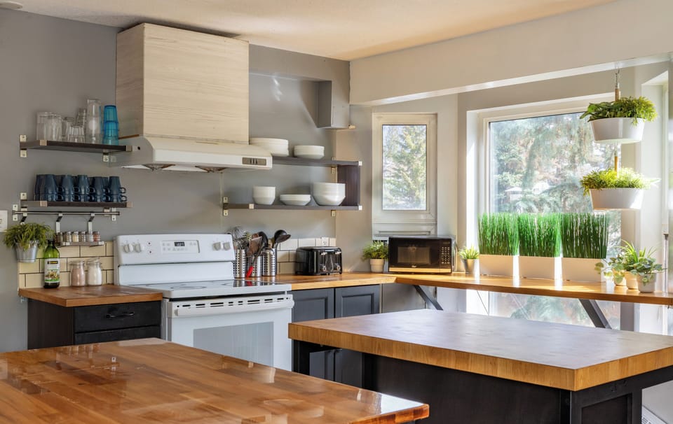 Private 8-Bed Dorm Room | Blackout drapes, iron/ironing board (on request), WiFi (free)