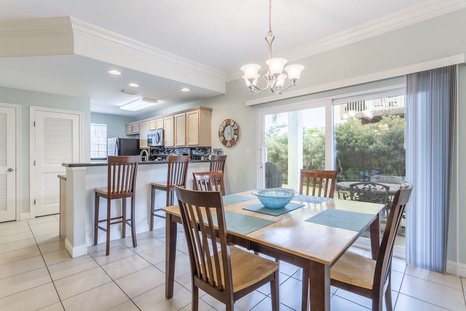 Gather, dine, and unwind in this spacious, connected kitchen and dining space