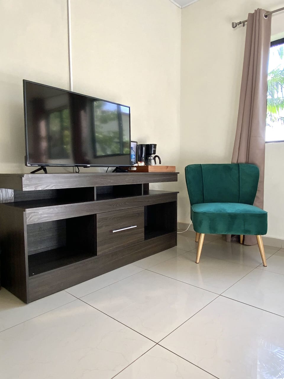 Basic Double Room | Iron/ironing board, WiFi (free), individually furnished, bed sheets