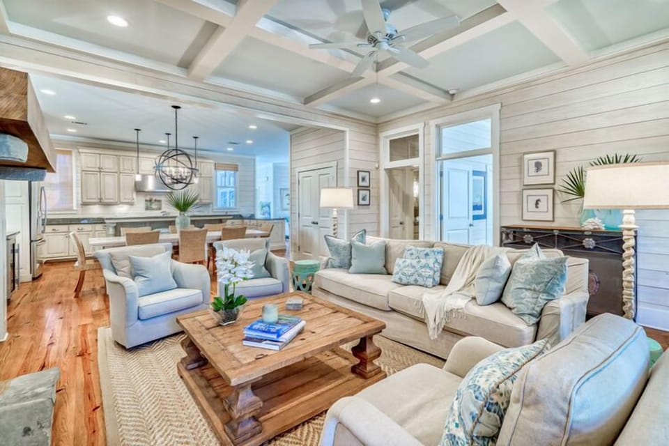 1st Floor Living Room